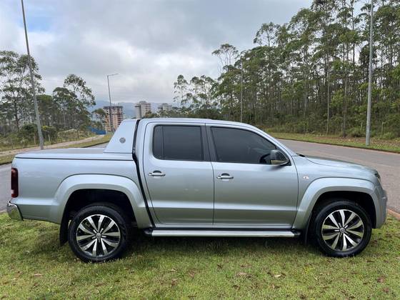 VOLKSWAGEN AMAROK 3.0 V6 TDI DIESEL HIGHLINE EXTREME CD 4MOTION AUTOMÁTICO